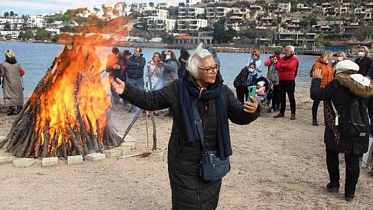 Dev ateş yakıldı, halaylar çekildi, 'Nartugan' Bodrum'da kutlandı