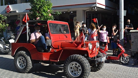 19 Mayıs Bayramı'na araç konvoyu damga vurdu
