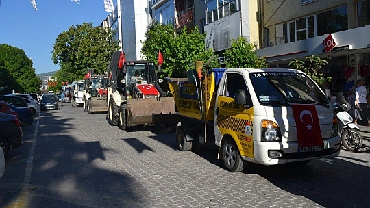 19 Mayıs Bayramı'na araç konvoyu damga vurdu