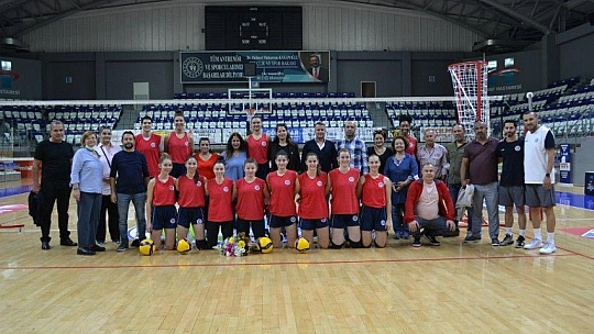 İYİ Parti'den Fethiye'nin sultanlarına motivasyon ziyareti