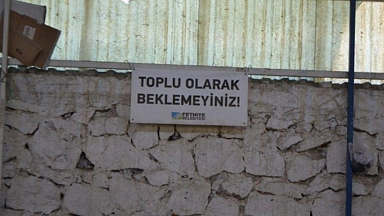 Bayram öncesi son pazar boş kaldı