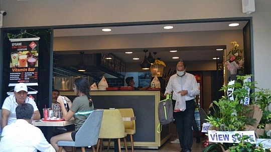 İstanbul'un meşhur efsane ıslak hamburgeri Fethiye'de!