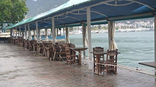 56 saatlik kısıtlamada yağmur sessizliği