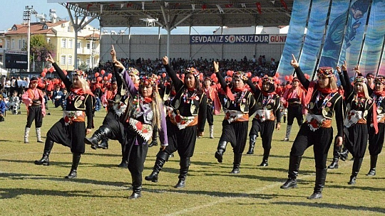 29 Ekim Cumhuriyet Bayramı Fethiye'de de coşkulu geçti