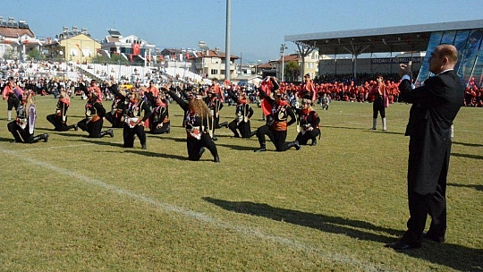 29 Ekim Cumhuriyet Bayramı Fethiye'de de coşkulu geçti