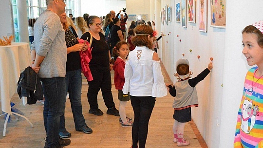 Öğrencilerin resim sergisi 3 gün açık