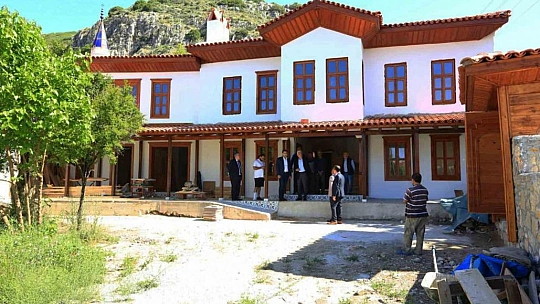 Alt yapı çalışmaları devam ediyor