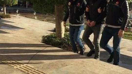 Emlakçı kokain satıcısı çıktı, polisten kaçamadı