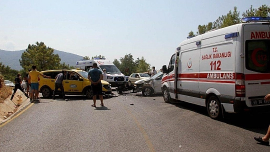 Fethiye'de trafik kazası: 6 yaralı