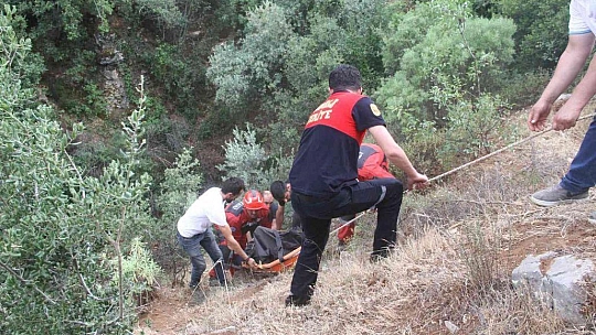 Fethiye'de uçuruma devrilen traktörün sürücüsü öldü