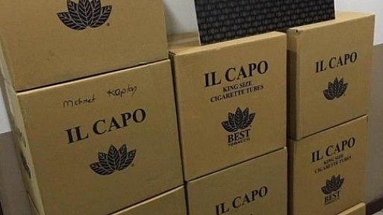 Gümrük kaçağı tütünleri sahte bandrol ile piyasaya süren şahıs yakalandı