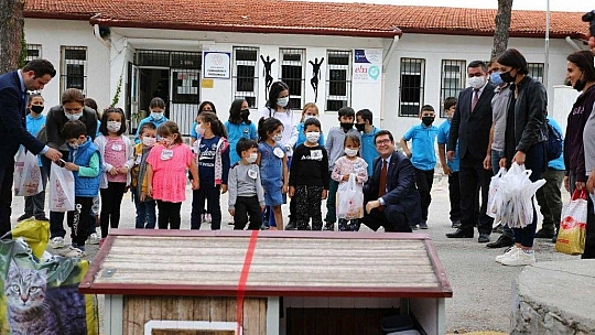 Hayvanları Koruma Günü'nde anlamlı kutlama