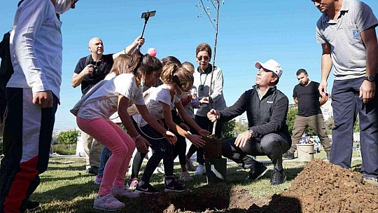 İklim kahramanları Umurça Parkı'nda buluştu