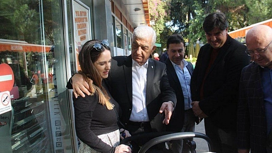 Belediye başkanları halkın içinde