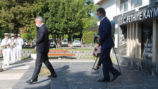 2021-2022 yılı ilköğretim haftası çelenk sunma töreni gerçekleştirildi