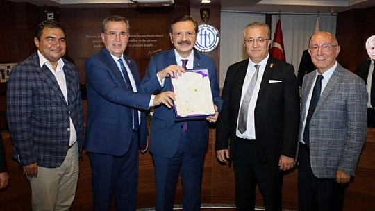 ZİRVE SPOR MORAL YEMEĞİNDE