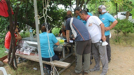 Dağcılar kayıp dağcı için seferber oldu