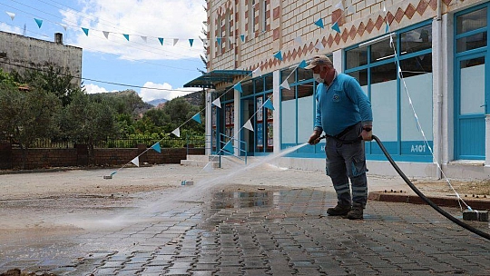 Seydikemer Belediyesi Camilerde Dezenfekte Çalışmalarına Hızla Devam Ediyor