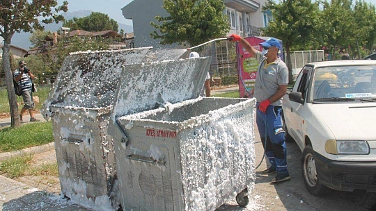Bayram Bitti, Konteynırlar Dezenfekte Ediliyor