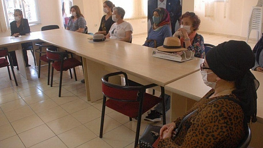 Öztürk kadın kolları ile toplantı yaptı