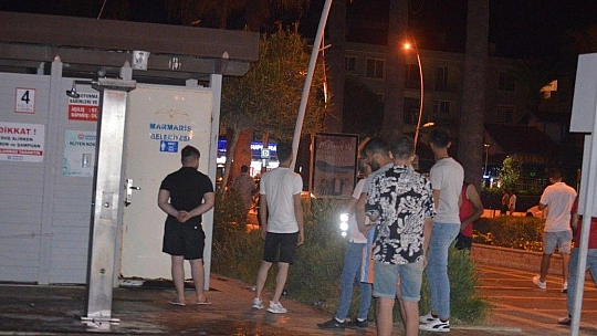 Kalacak yer bulamayınca sahilde konakladılar