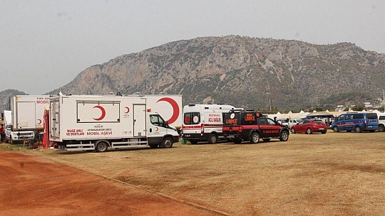 Kızılay Başkanı Kınık: ''400 bin insana destek verdik''