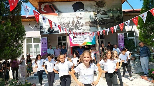 Köyceğiz Atatürk Ortaokulu'nun bilim şenliği gerçekleşti