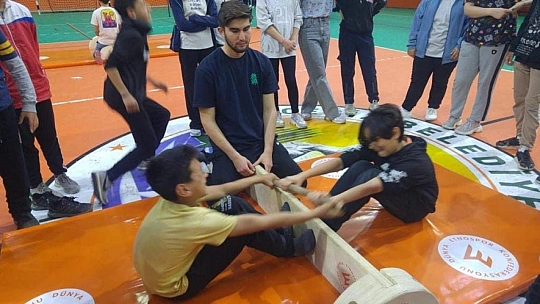 Köyceğiz'de öğrenciler geleneksel spor oyunları ile tanıştı