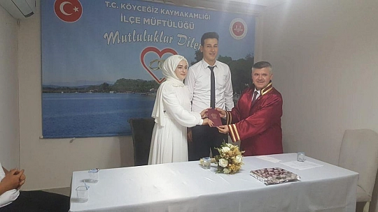 Köyceğiz'de yenilenen nikah salonu hizmete girdi