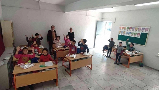 Köyceğizli öğrencilere, kardeş hediyesi