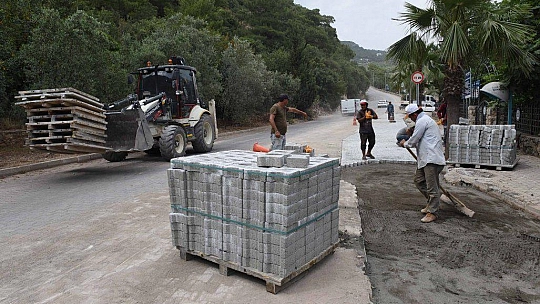 Ölüdeniz'de Yol Tamiratları Başladı