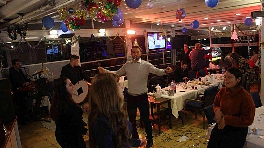 Marmaris 2022'ye coşku ile girdi