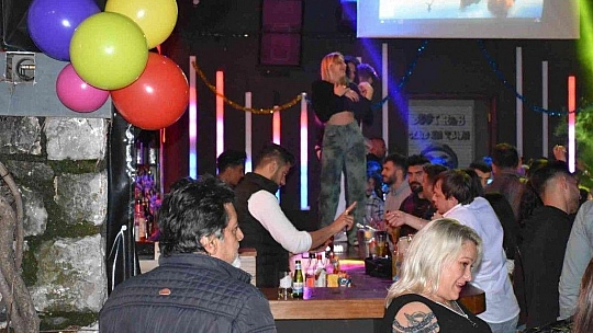 Marmaris 2022'ye coşku ile girdi