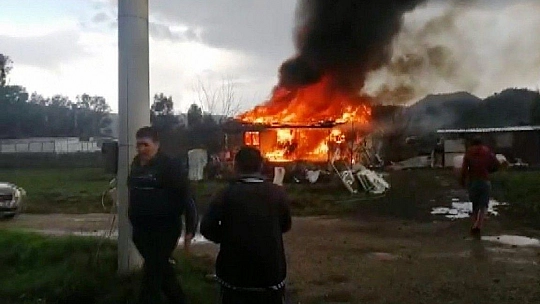 Marmaris Değirmenyanı'nda prefabrik ev tamamen yandı