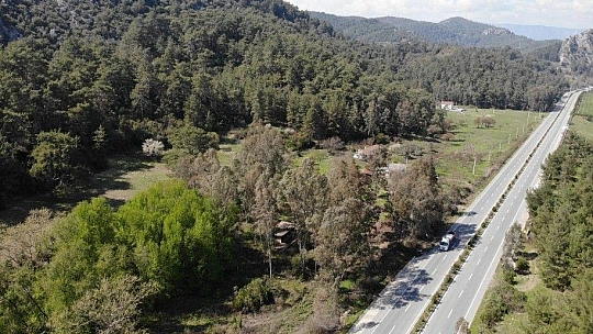 Marmaris'te imara açılan yer için, 7 meclis üyesi dava açtı