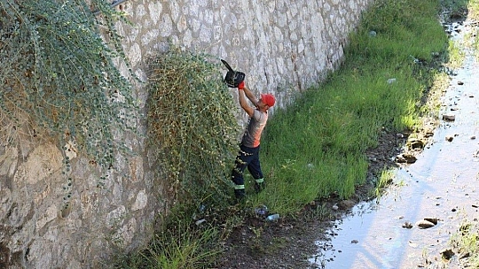 Marmaris'te yağmur öncesi hazırlıklar hızlandı