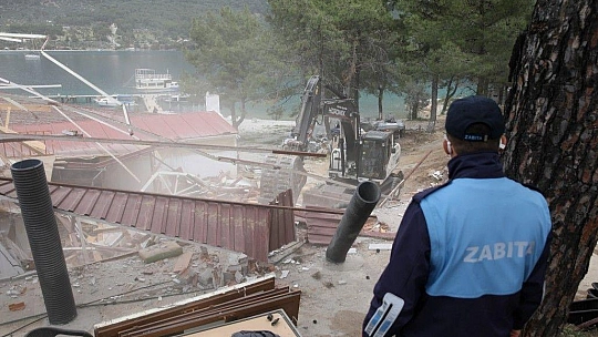 Menteşe'de kaçak yapıya geçit yok 