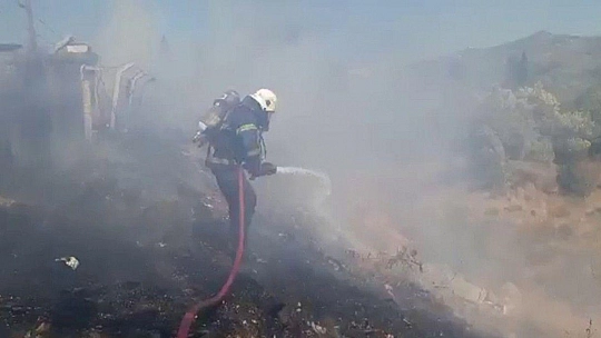 Mobilya atölyesinde korkutan yangın