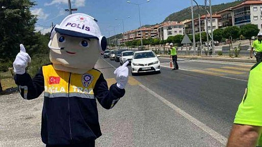 Muğla'da 'şeker' tadında trafik uygulaması