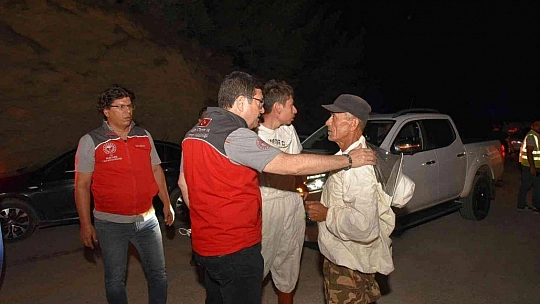 Muğla İl Tarım ve Orman Müdürlüğü yangın bölgesinde