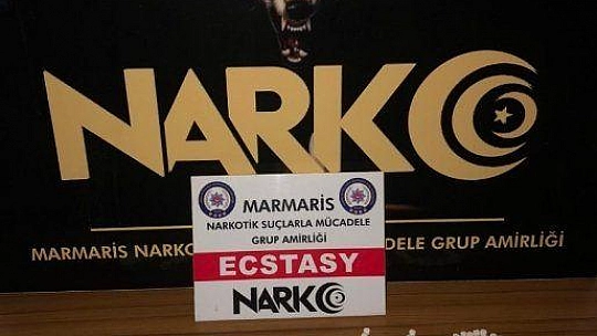 Polis, turist görünümlü zehir tacirini otogarda karşıladı