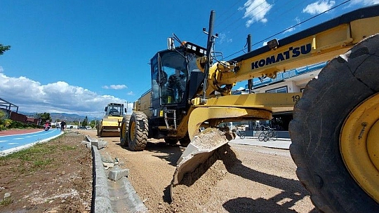 Sahil Bandında parke çalışması başladı