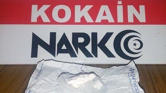 Uyuşturucu tacirlerine gece baskını