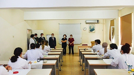 Vali Orhan Tavlı, Diş Hekimliği Fakültesini ziyaret etti