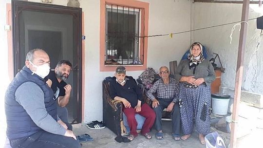 Hayırseverler Aldı, CHP Dağıttı