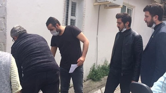 Hayırseverler Aldı, CHP Dağıttı