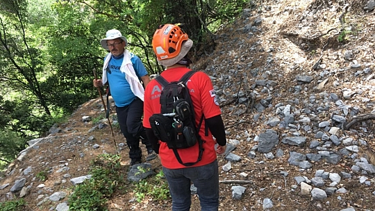 Dağcılar kayıp dağcı için seferber oldu