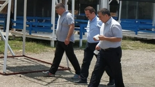 Kaymakam Şahiner ve AK Parti İlçe Başkanı Turgay Öztürk koyda inceleme yaptı