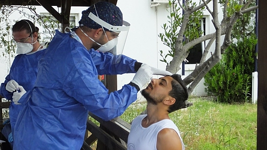 Fethiyespor'da futbolcular testten geçti