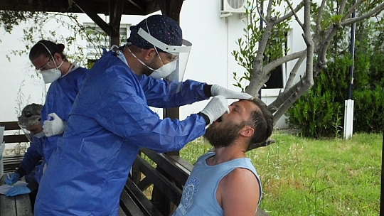 Fethiyespor'da futbolcular testten geçti